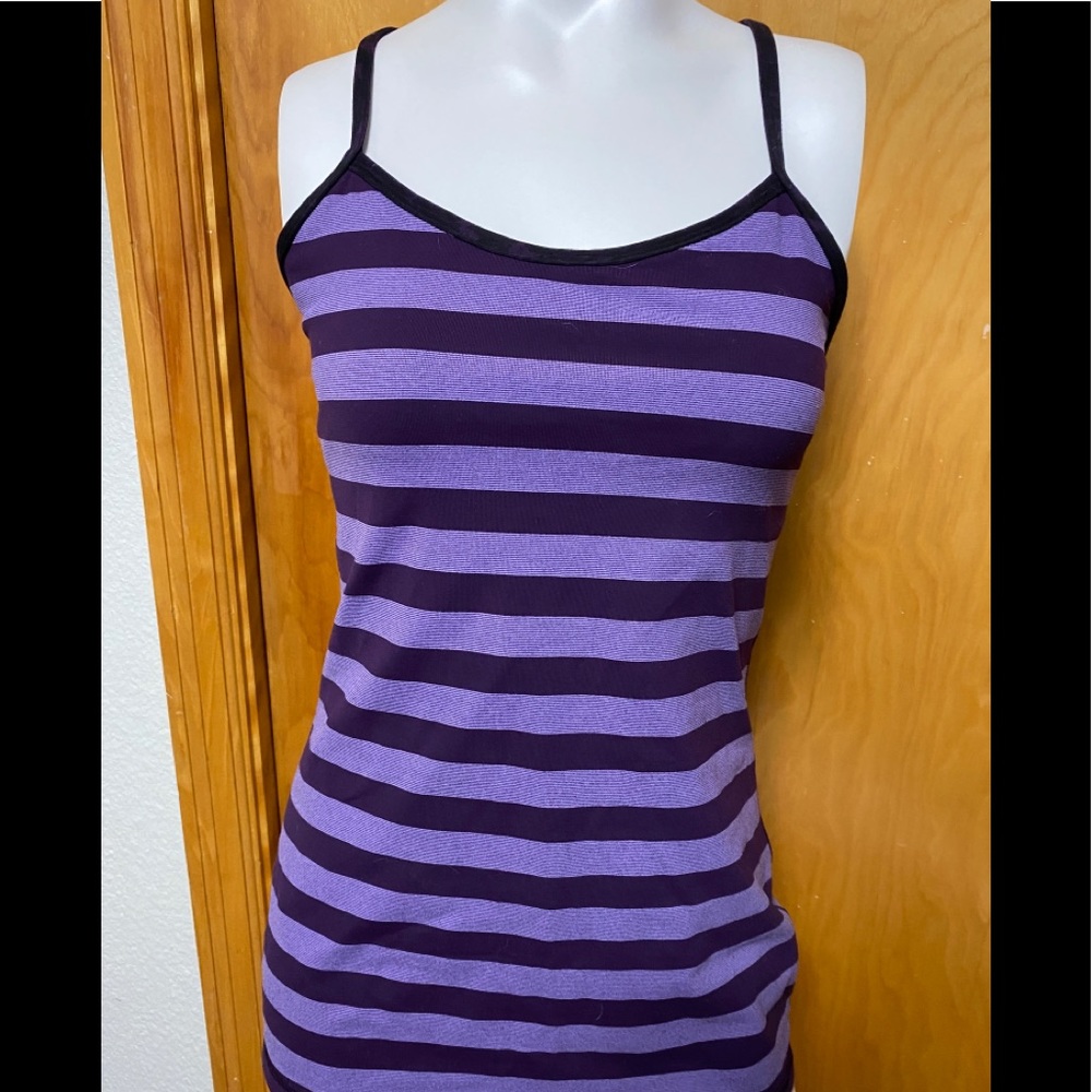 Lululemon purple striped tank w/ shelf bra size 6